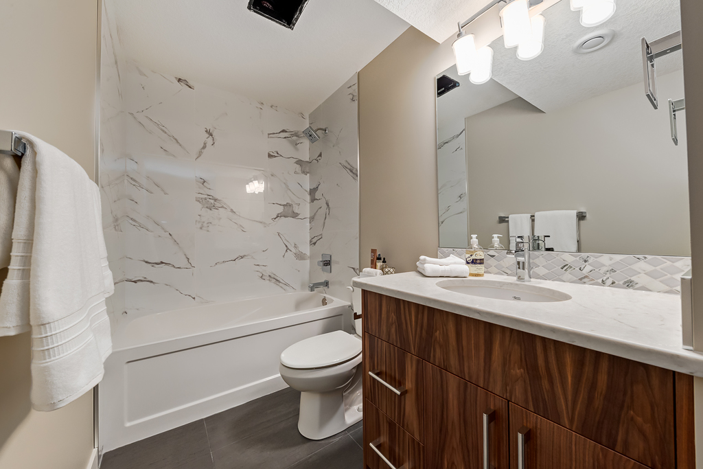 37th Street Bathroom Renovation
